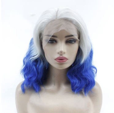 Peluca femenina teñido degradado cabello rizado azul peluca de fibra química cabello corto frente a la fábrica de encaje al por mayor LW0165