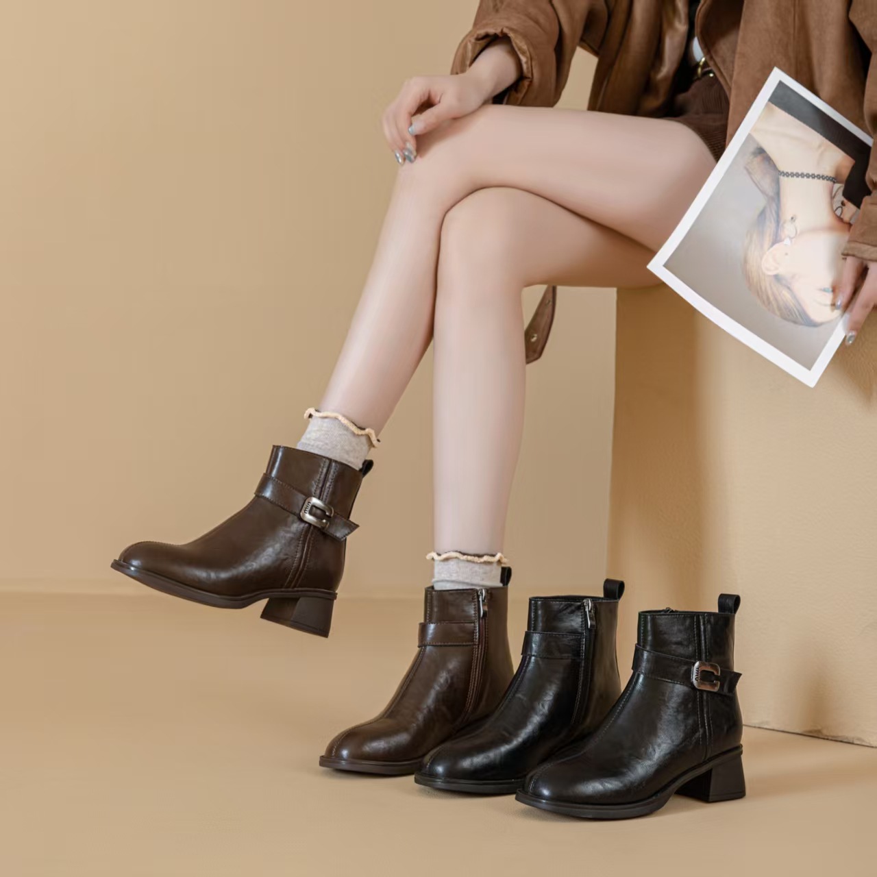Genuine Leather Retro Thick Heel Women's Boots 2025 Autumn and Winter Fleece-Lined Boots Versatile Fashionable Work Clothing Black Short Boots