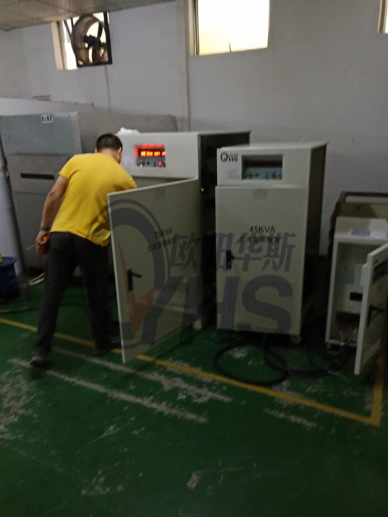 ŷ����˹����75KVA��Ƶ��Դ�������ϣ��������380V 60HZ