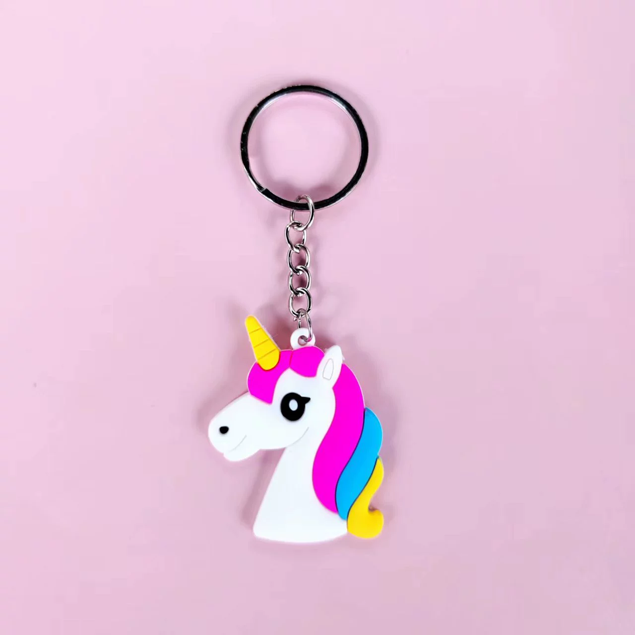 Брелок из ПВХ, радужная подвеска из мягкой резины, украшения, игрушка, новая коллекция, городской стиль, единорог, подарок на день рождения