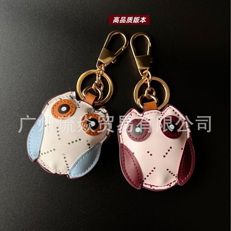 2026 new alphabet cartoon animal bag charm, genuine leather, cute and creative car keychain decoration, export-quality hanging accessory 2026 new alphabet cartoon animal bag charm, genuine leather, cute and creative car keychain decoration, export-quality hanging accessory