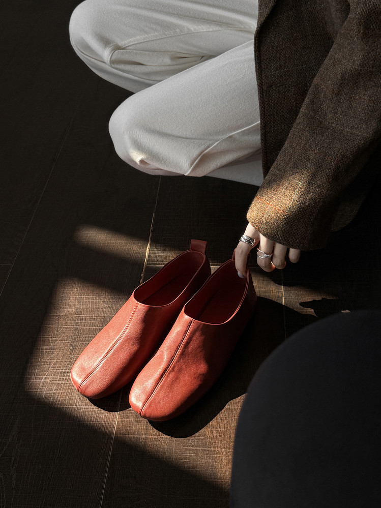 CHIKO Dominica Square Toe Minimalist Glove Shoes Pumps Shoe