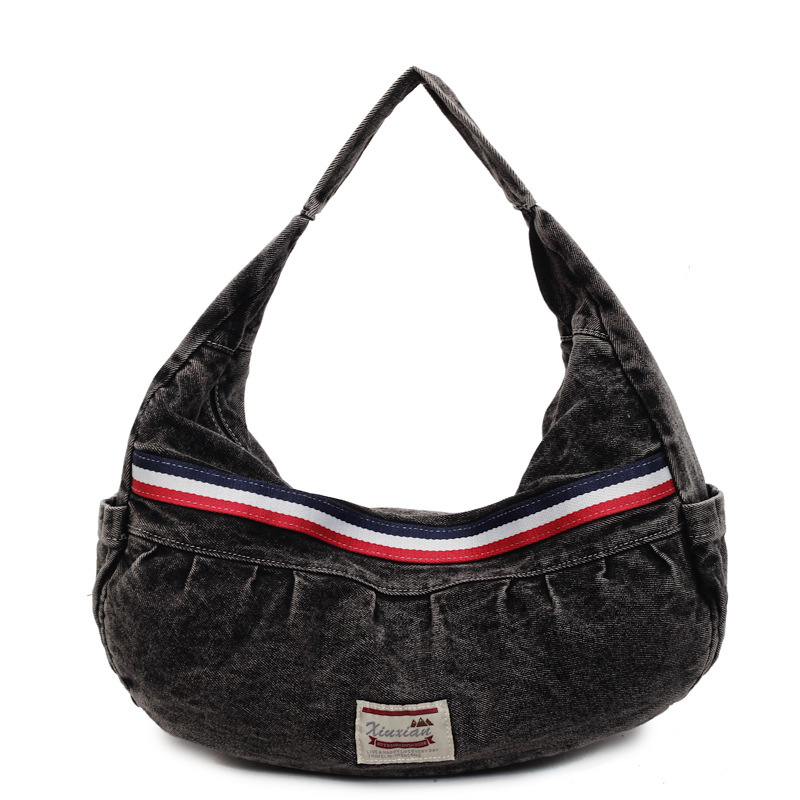 Bolsas de denim lavados populares de verano, bolsas de mujer de gran capacidad 2025, nuevas bolsas de hombro de moda casuales.