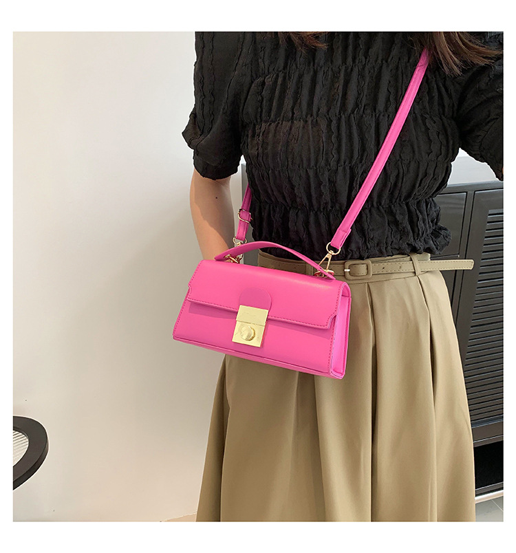 422g Weight Lock Fashion Element Lock clasp Closure Type Single Shoulder Strap Strap Type Square Bag Bags Type Daily, Street Occasion Pu Leather Material Solid Color Pattern All Seasons Season Women's Gender Elegant, Streetwear Style Square Shape Small Size Women's Small Pu Leather Solid Color Elegant Streetwear Lock Square Lock Clasp Square Bag 7