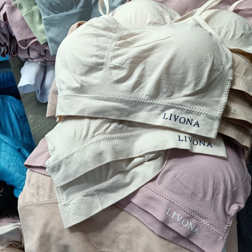 1 # Sujetador deportivo de yoga para mujer, sin costuras, con espalda hermosa, multiestilo, con tirantes fijos y almohadillas en el pecho, en stock y a bajo precio.