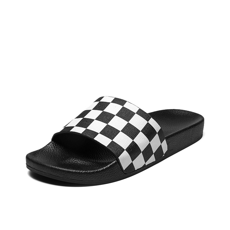 Verano al aire libre desgaste de los hombres transfronterizos de fondo suave caída sensación más tamaño deportes ocio al aire libre de una sola palabra de tablero de damas sandalias a cuadros