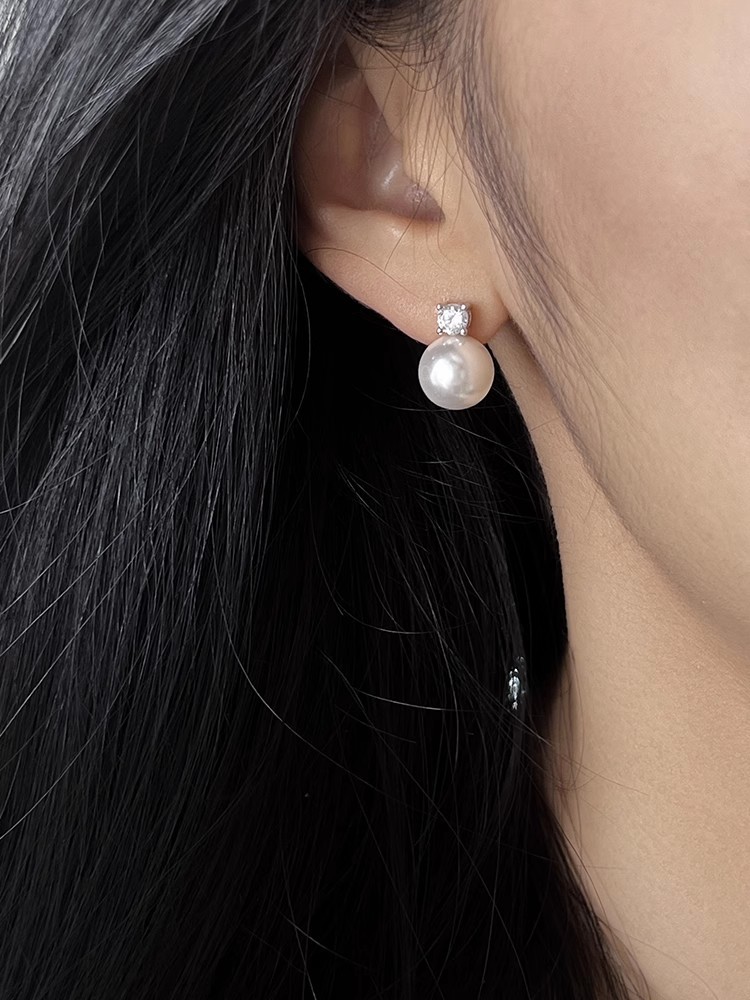 6g Weight 925 Sterling Silver Ear Needle Material Pearl Inlay Material Ear Studs Classification 1 Pair Quantity Holiday, Daily Occasion 925 Sterling Silver Material Geometric Pattern All Seasons Season Women's Gender Polished Finish Elegant, Simple Style Style 1 Pair 925 Sterling Silver Geometric Pearl Ear Studs 3