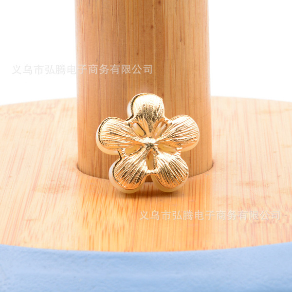 Hair accessory drop-shaped pearl