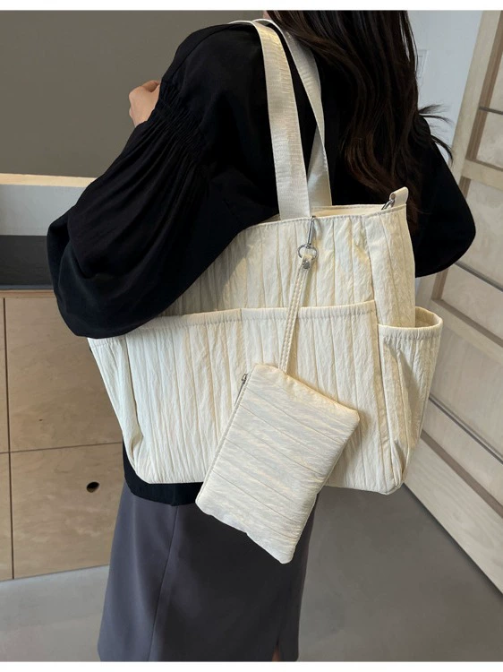 Capacious shopping bag, shoulder bag, one-shoulder bag