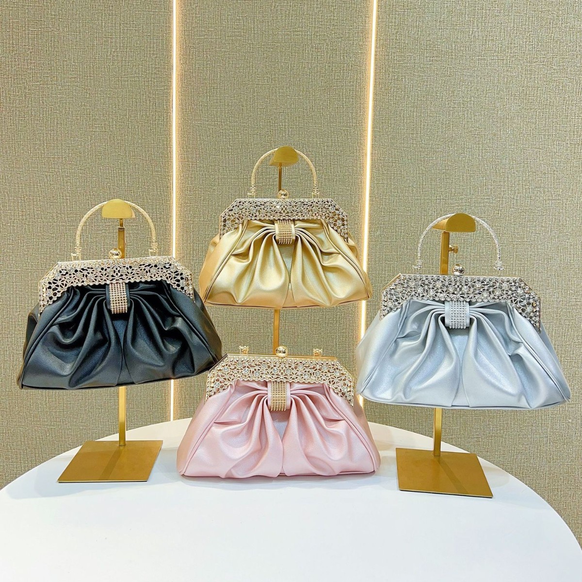 Neue, grenzenlose, modische Abend- und Party-Handtasche mit Diamantenbesatz, Umhängetasche für Damen, ideal für Abschlussball und andere festliche Anlässe._voghion.com
