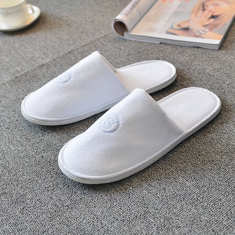 Hotel slippers disposable wholesale hotel portable disposable hospitality home guest travel hotel slip thickened Hotel slippers disposable wholesale hotel portable disposable hospitality home guest travel hotel slip thickened