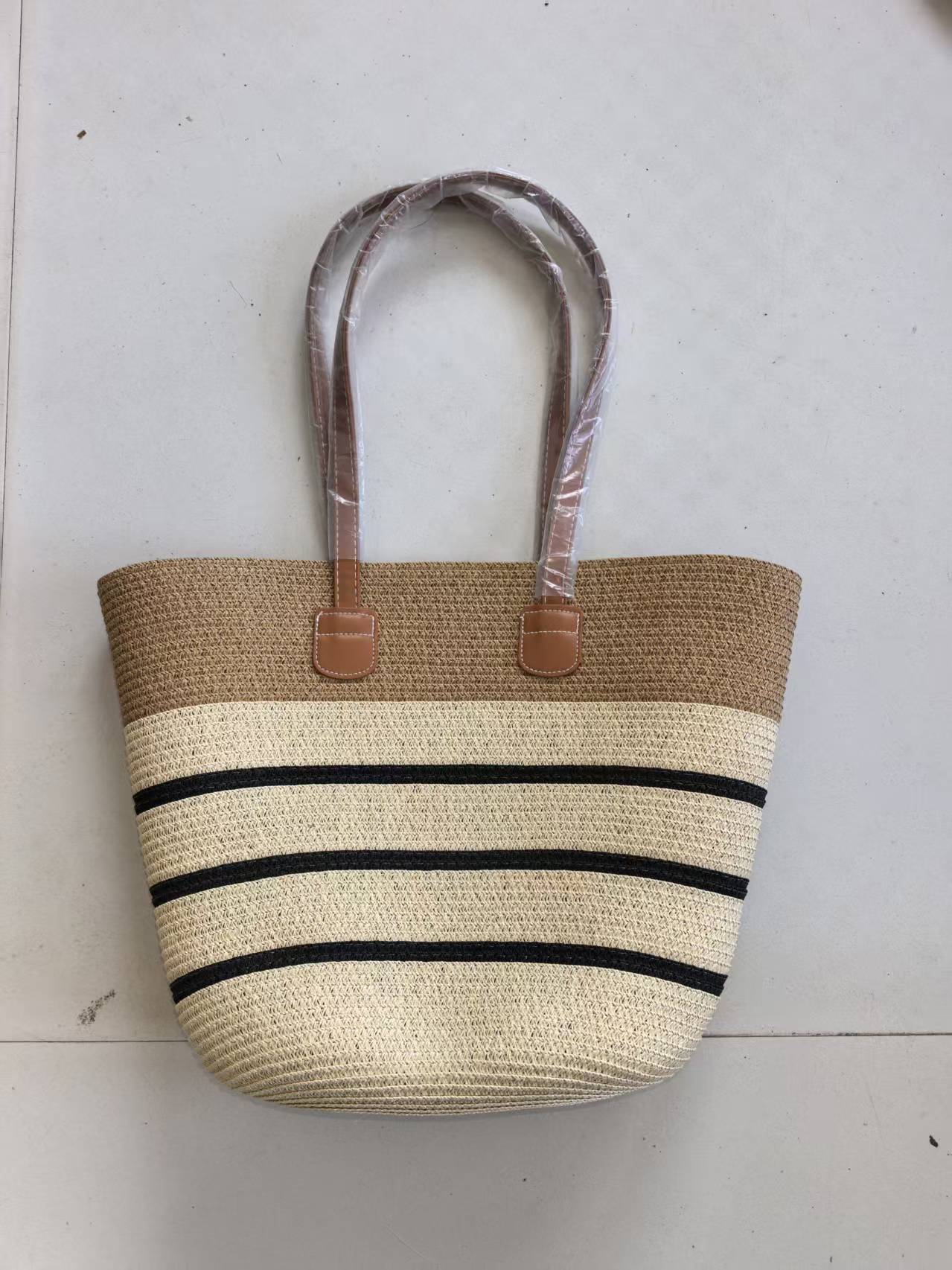 Bolso de paja con rayas y colores, bolso especial con sentido avanzado de desplazamiento, bolso de regalo práctico para vacaciones junto al mar, bolso de hombro femenino