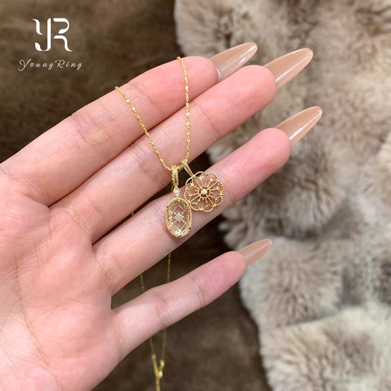 Hollow Carved Necklace, Retro Light Luxury Double Pendant Clavicle Chain, Gift Idea