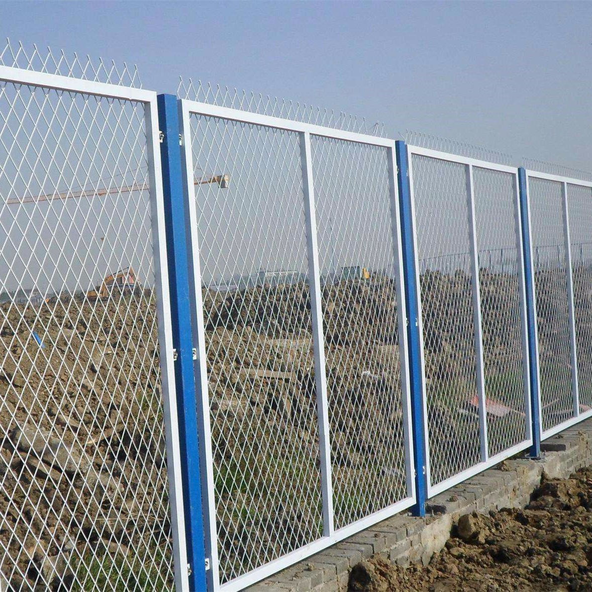 优惠批发桥梁防撞护栏 道路边栏杆 高架桥景观隔离防撞护栏/围栏