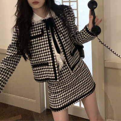 Small fragrant wind winter Suit skirt Show thin Western style 2022 new pattern Cotton clip coat Paige skirt Two piece set