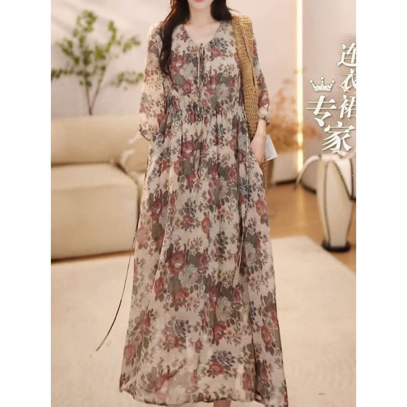 女裙度假风洋气减龄时尚碎花连衣裙夏季新款薄款宽松显瘦长裙7514|undefined