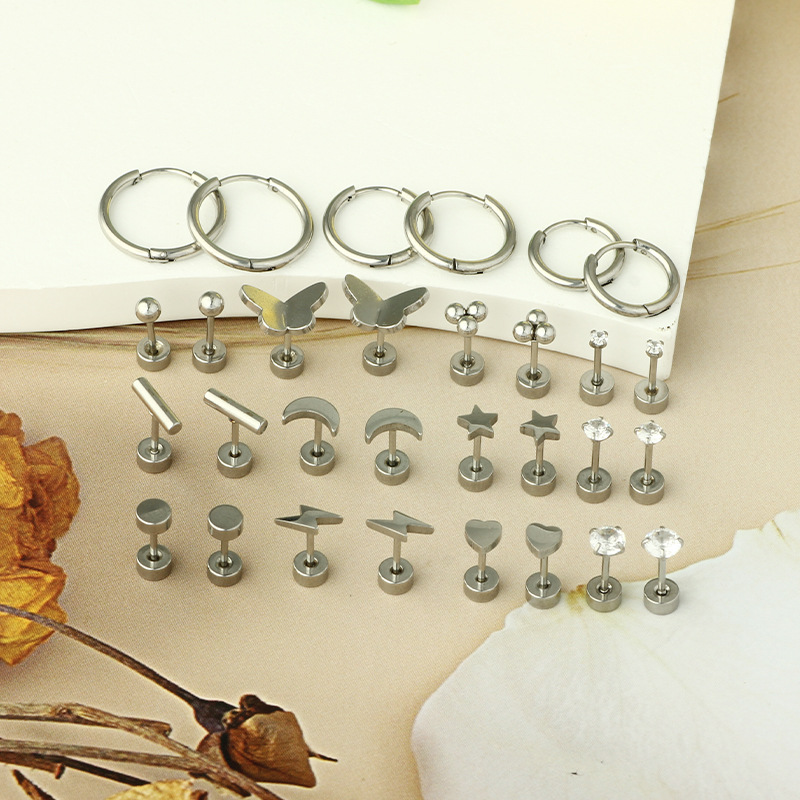 Pointed titanium steel lip stud product view