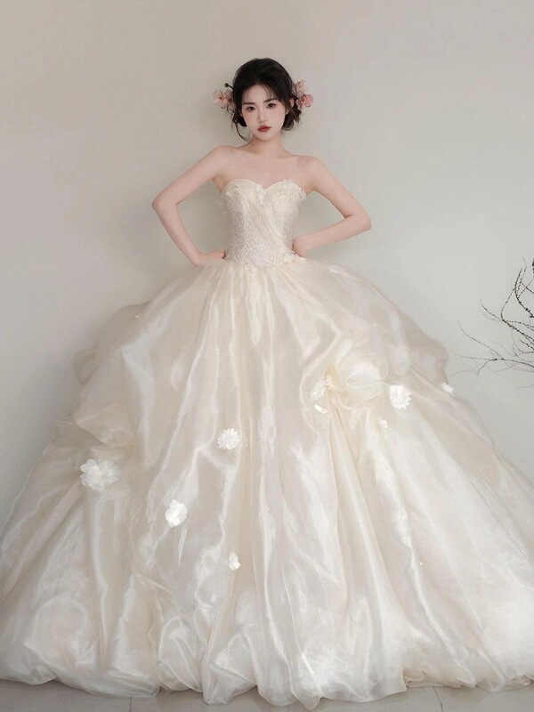 French-Style Light Wedding Dress for Women 2026 New Model, High-End Simple Design for Petite Brides, Birthday, Coming-Of-Age Ceremony, Princess Dress