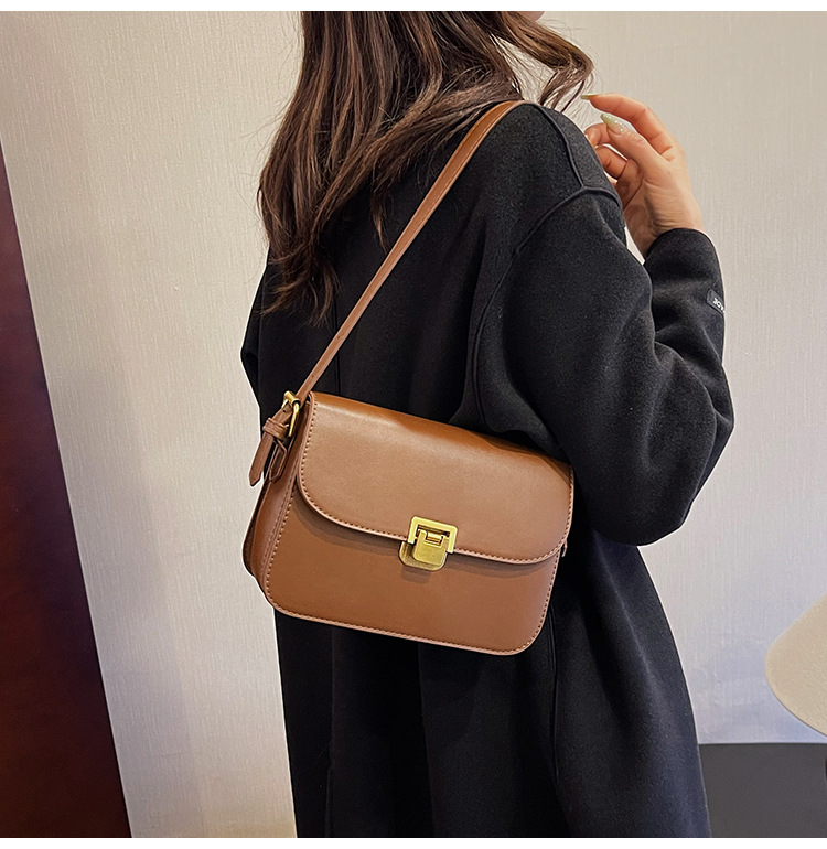 Solid color underarm 2023 new trendy versatile shoulder high-end and fashionable crossbody women's bag, small square bag_voghion.com