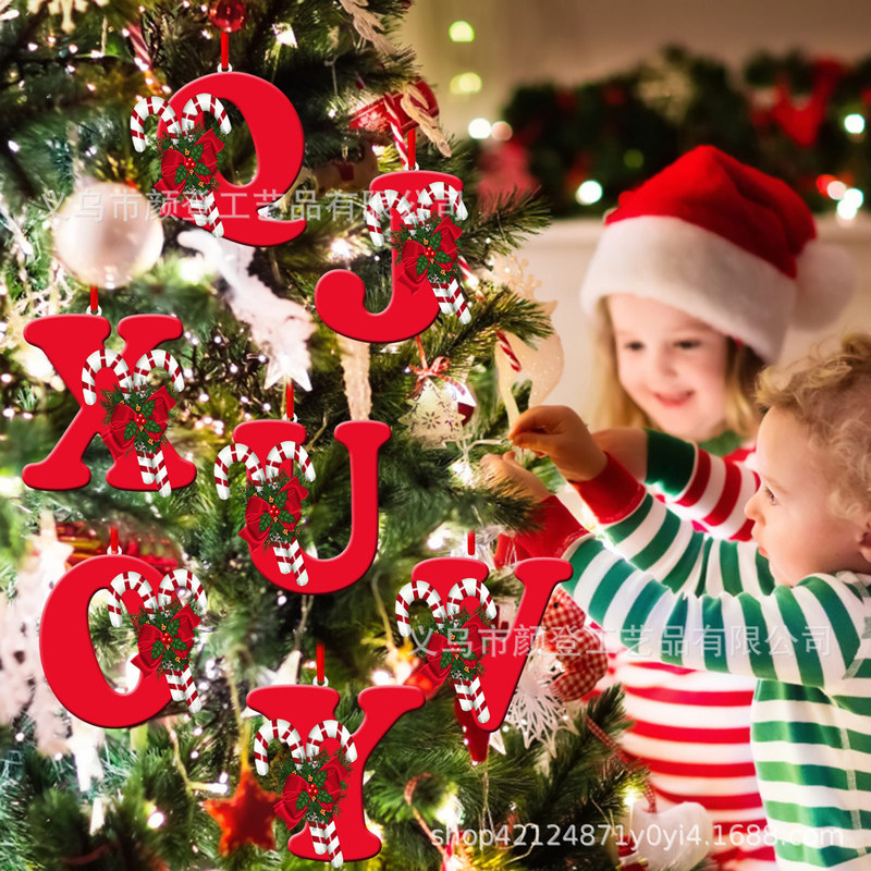 国境を越えた新しいアイデア英語のアルファベットはアクリル平面クリスマスツリーのホームパーティーの装飾プレゼントを飾っている|undefined