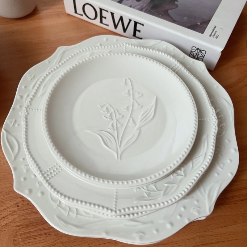フレンチ中古風レリーフすずらん花卉陶磁器皿洋食菓子皿|undefined