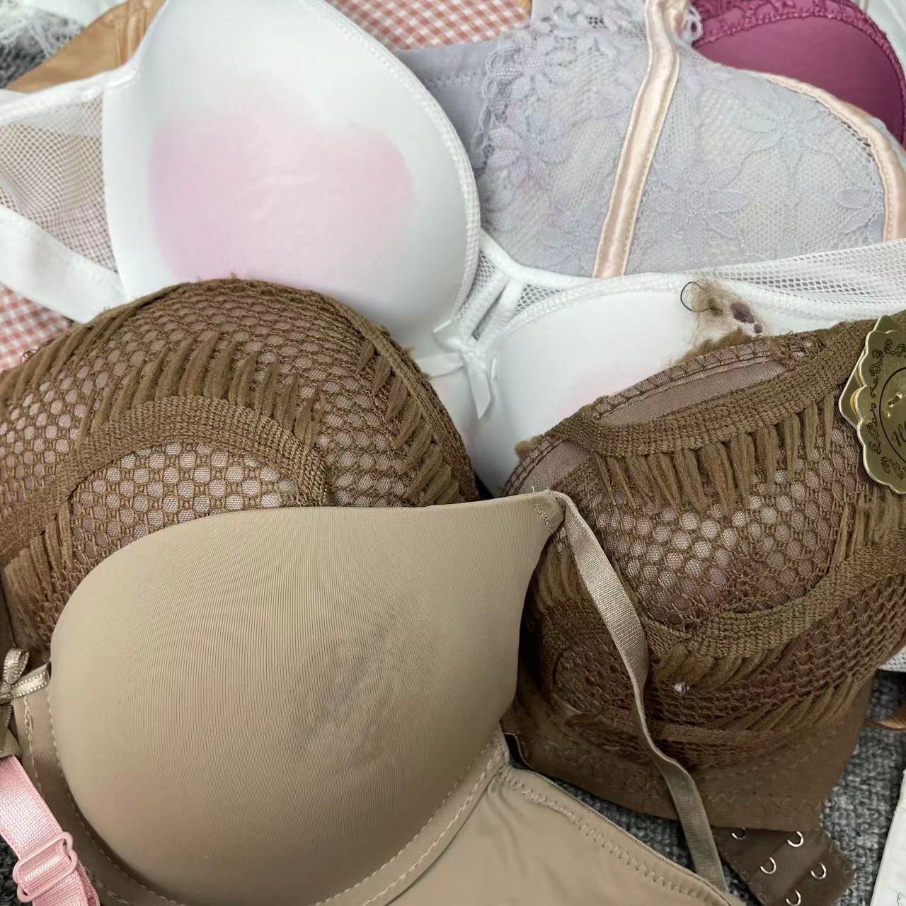 Miscelánea stock bajo precio liquidación de procesamiento defecto teñido sujetador más vendido ropa interior de comercio exterior al por mayor