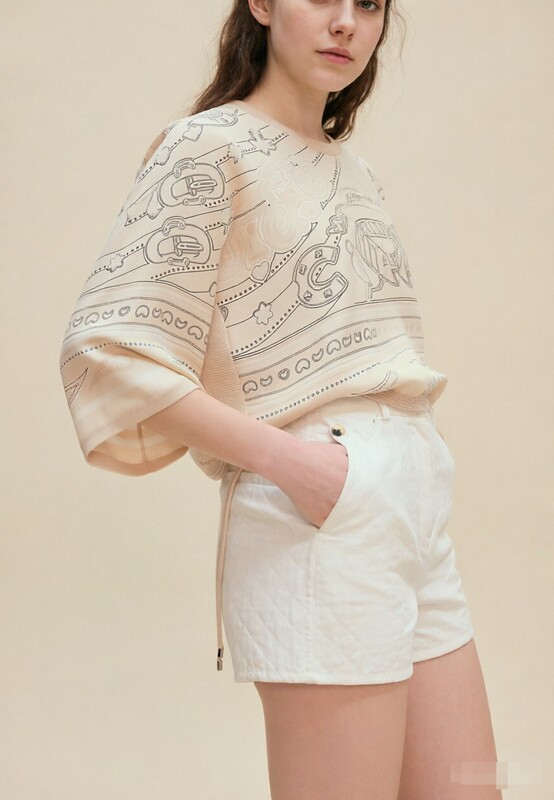 Top Version Aimaishi Mid-Sleeve T-Shirt Made of Mulberry Silk for Spring and Summer, Available in Rose Pink, Black, and Beige