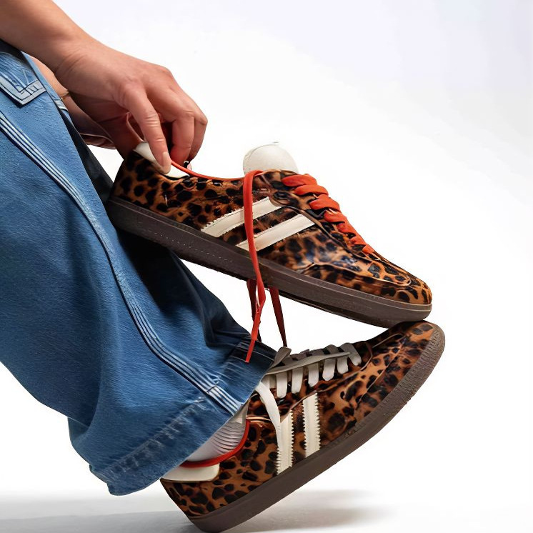 De Xun Shoes Samba Putian Pure Original High Version Versatile Campus Red Height-Increasing Thick-Soled Strawberry Bear Black and White Women's Shoes