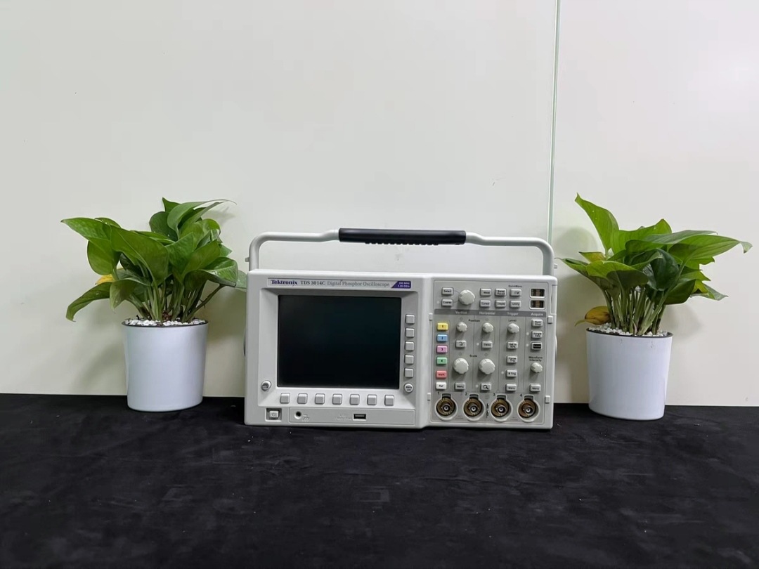 泰克/Tektronix TDS3014C 数字示波器 5GS/s 100M兆四通道开发票