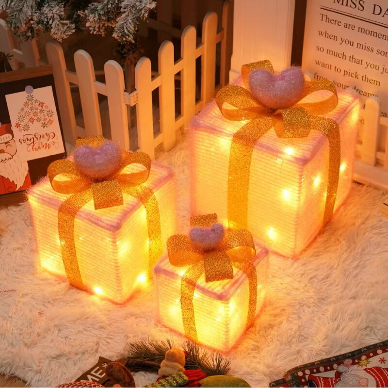 新しいクリスマスギフトボックス3点セット クリスマスギフトボックス 誕生日パーティー ライトデコレーション小道具 クリスマスライト ギフトオーナメント|undefined