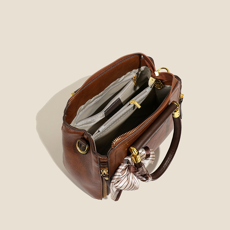 Bolsas retro transfronterizas de gran capacidad para mujeres 2024 nueva moda bolsas de mano versátiles de alta calidad de viaje bolsas de hombro