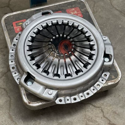 DS255 clutch pressure plate is Mufta təzyiq lövhəsi