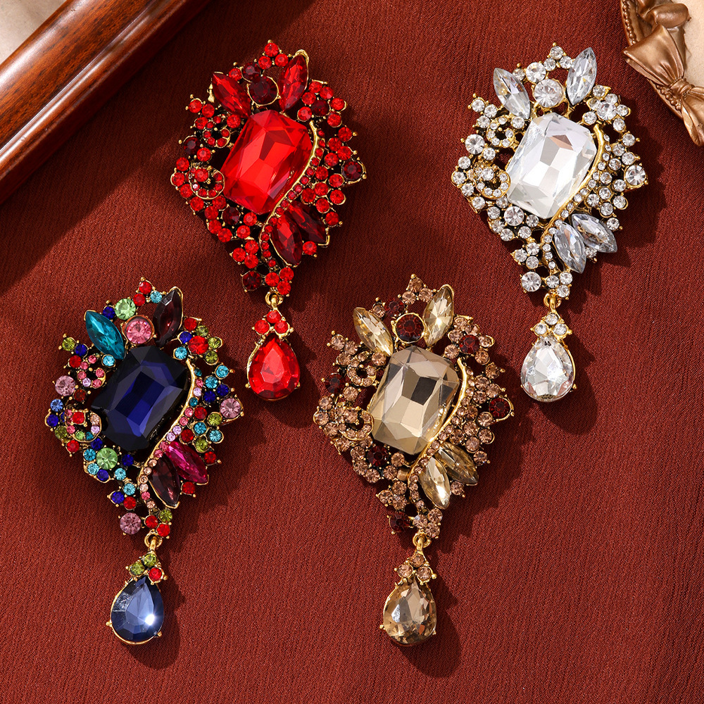 European and American New High-End Crystal Glass Pendant Brooch High-End Accessible Luxury Fashion Pin Jewelry Corsage Women's Accessories