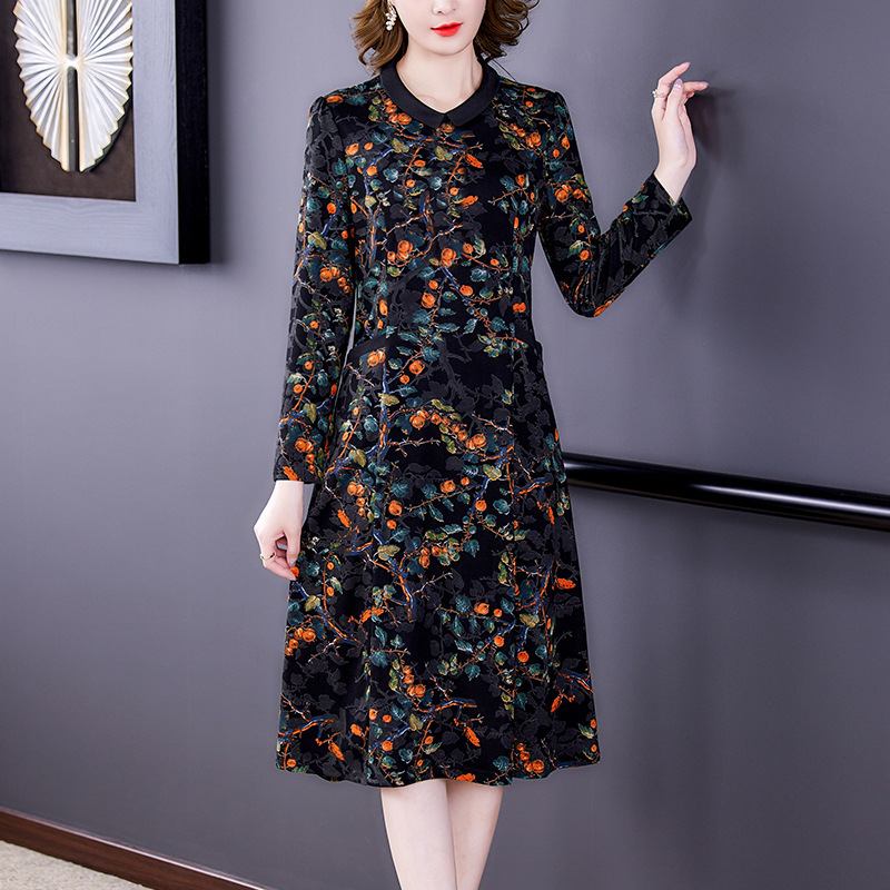 Retro ethnic autumn dress