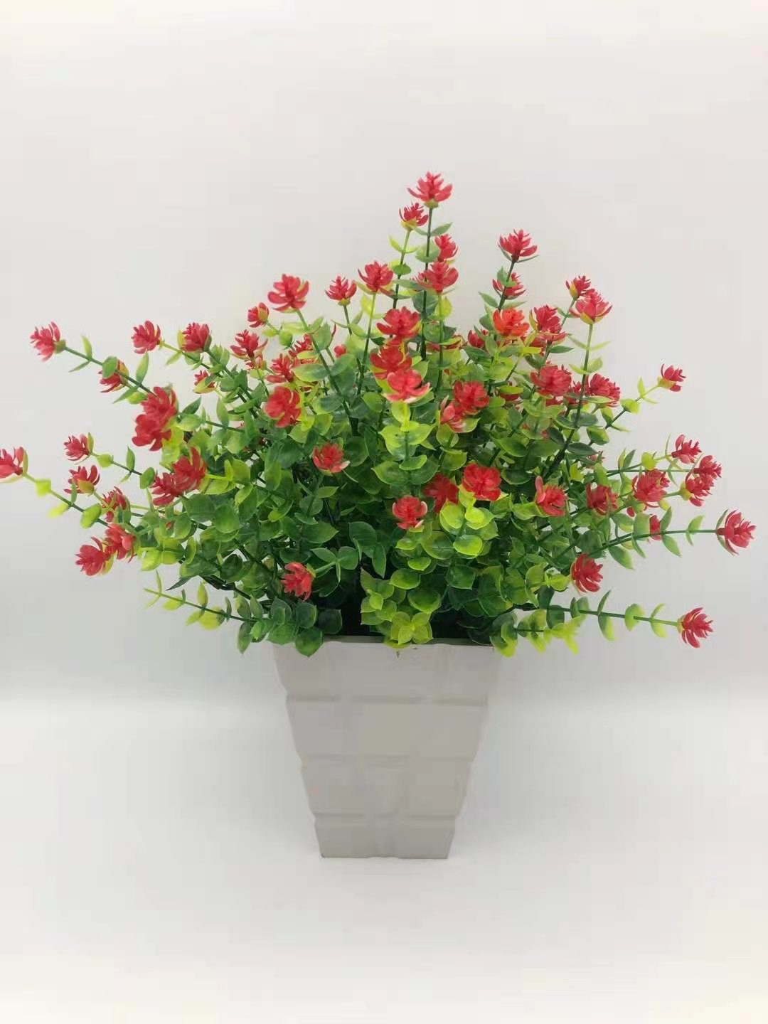 AliExpress Venta caliente artificial planta verde 7 cabezas 35 malla eucalipto Camelia flor artificial Flor de plástico flor decorativa