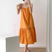 2025纯欲夏日度假风吊带裙女夏季纯色大裙摆连衣裙宽松露背沙滩裙