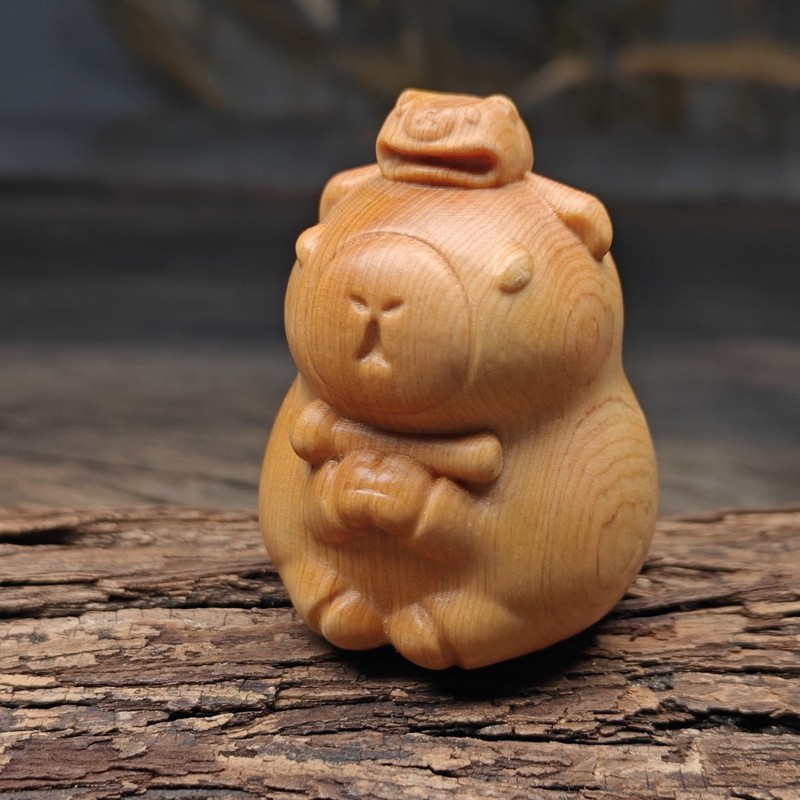 本物のシダーウッドの装飾品、手彫りの貔貅木彫り工芸品、マホガニー動物の天然作品、文具工芸品|undefined