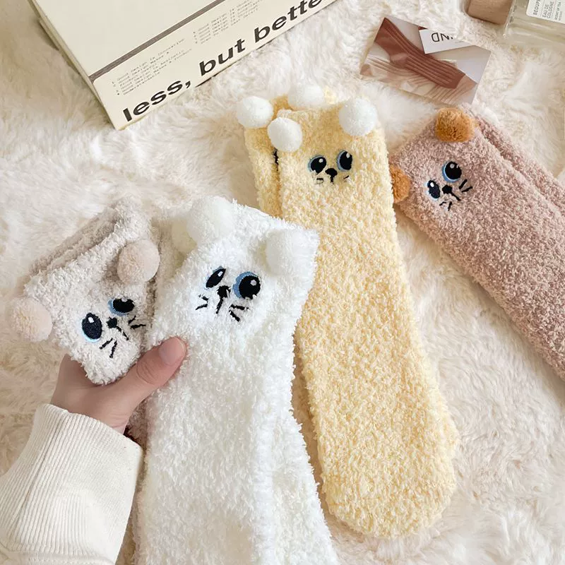 Длинные коралловые велюровые демисезонные гольфы до колена