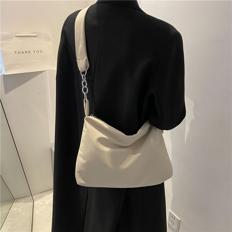 Casual Texture Bag Women's 2022 New Trendy Large Capacity Fashionable Simple Internet Celebrity Popular ins Shoulder Bucket Bag