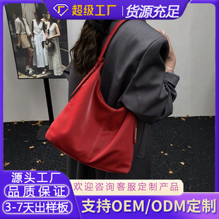 �tɫ������Ů2025�¿�С���߼��нY��������������ذ��������