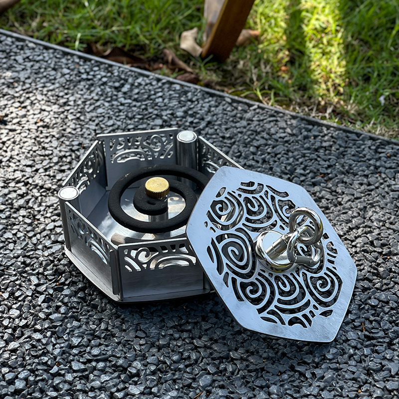 アウトドアマグネット吸蚊取りボックスキャンプ用ポータブル430ステンレス防風透かし彫り多機能蚊取り収納