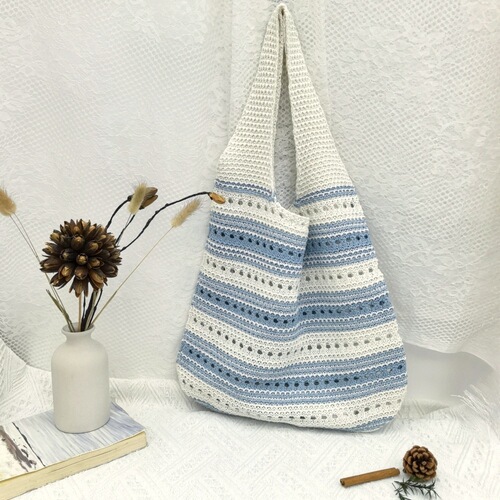 Wool beach bag, hollow out knitted capacity, medium tote bag, women's large shoulder bag, Korean holiday new style, 2025 light green