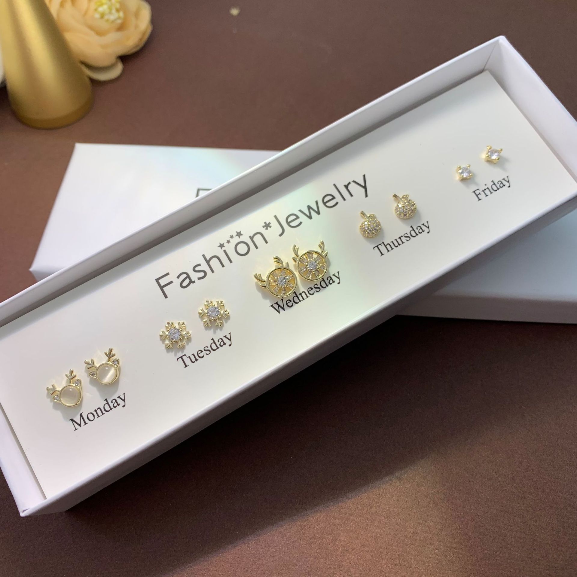 95g Weight Copper Ear Needle Material Zircon Inlay Material Ear Studs Classification 1 Set Quantity Daily Occasion Copper Material Star, Bow Knot Pattern All Seasons Season Women'S Gender Inlay Design Cute Style 1 Set Cute Star Bow Knot Inlay Copper Zircon Ear Studs 7