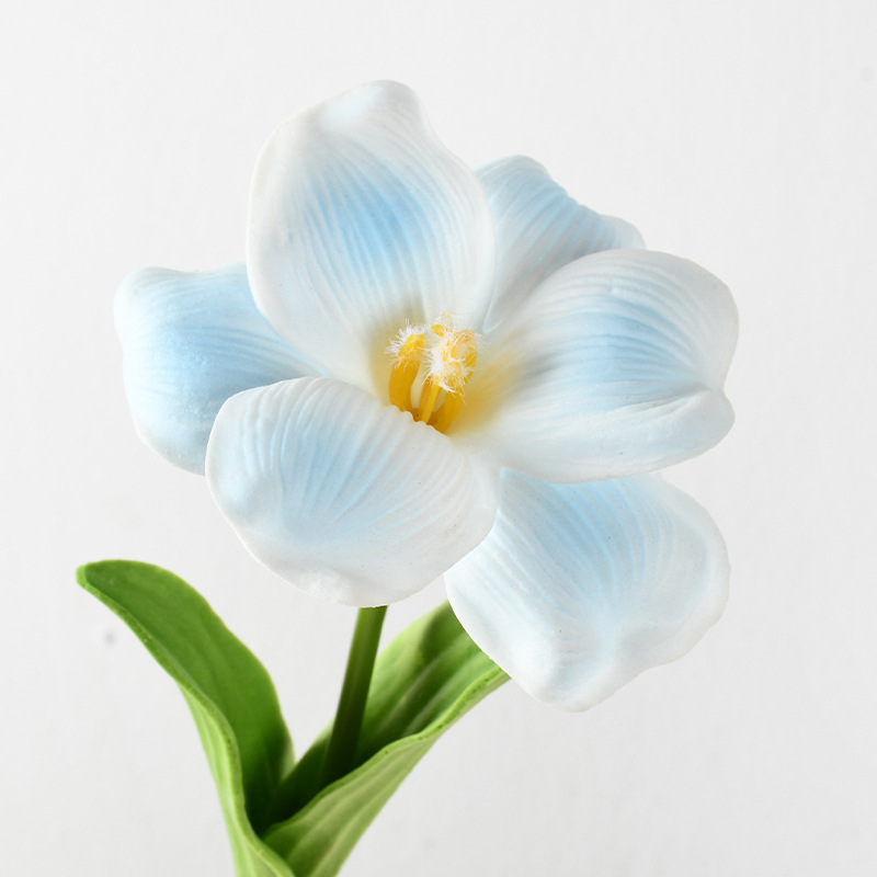 Flores de simulación brown pu tulipán boca abierta sonriente tulipán flaps sensación humectante de boda superior transfronteriza