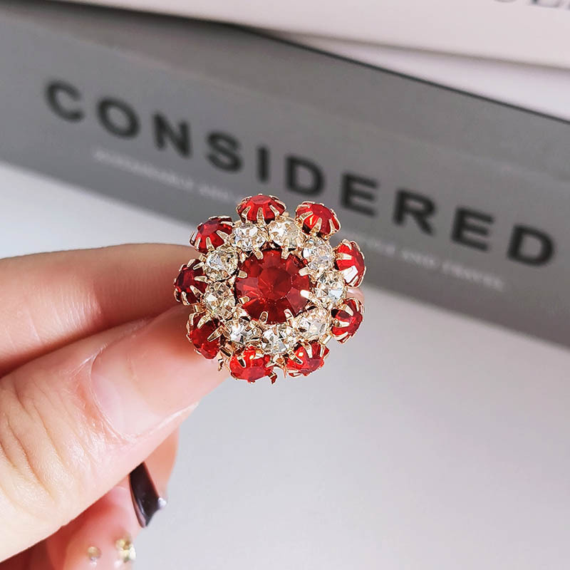 Eleganti vintažinės sąsagos ir marškinių sagos_voghion.com