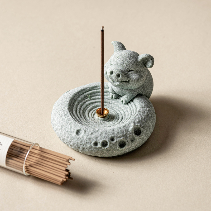 十二生肖猪青砂石摆件精美小石雕装饰品书房卧室熏香香插茶宠摆设