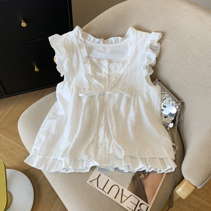 ドーパミンライトブルーフリルフェイクツーピースノースリーブシャツ女性の夏のルーズデザインレースかわいいトップ|undefined