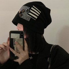 日本式の黒い山の帽子の女性の春秋の冷たい帽子のネットの赤いストライプは布のデザイン感を貼ります。