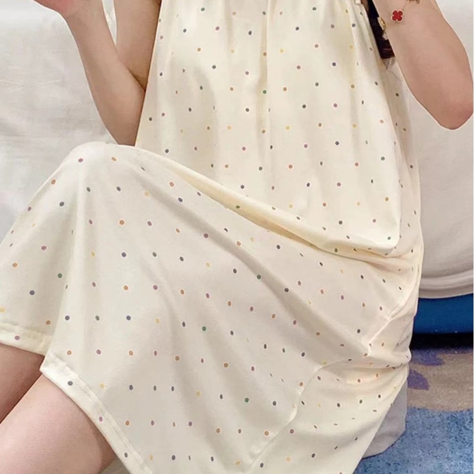 Bonita vestido de pijama de punto de onda para mujeres simple dulce verano nuevo con cojín de pecho pijama casero vestido largo estudiante comercio exterior al por mayor