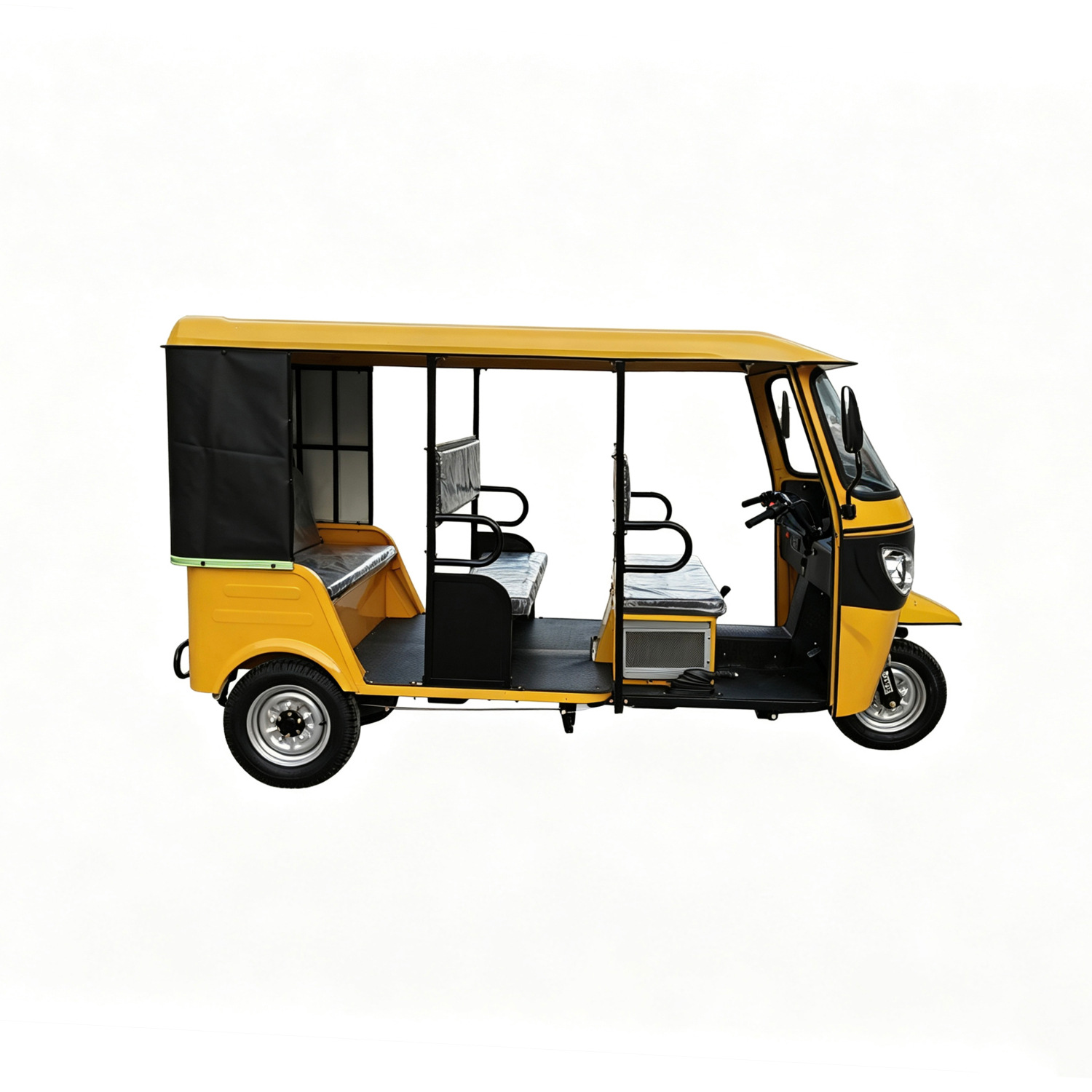 Passenger tricycle taxi, fuel-powered tricycle, multi-passenger tourist sightseeing tricycle, Bajaj tricycle